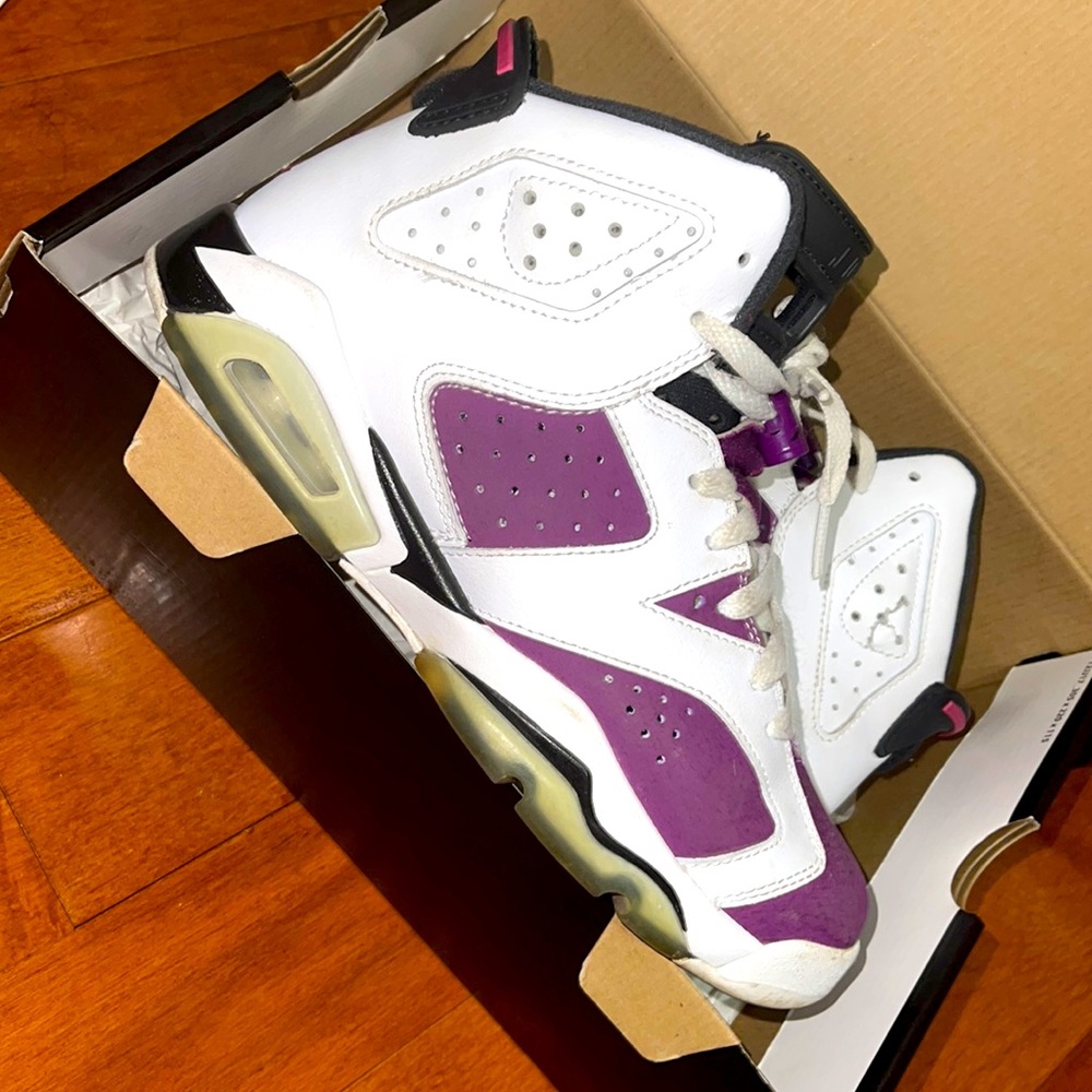 Air Jordan 6 Retro